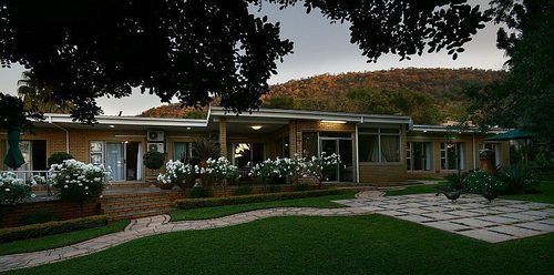 Home Guesthouse Rustenburg Bagian luar foto
